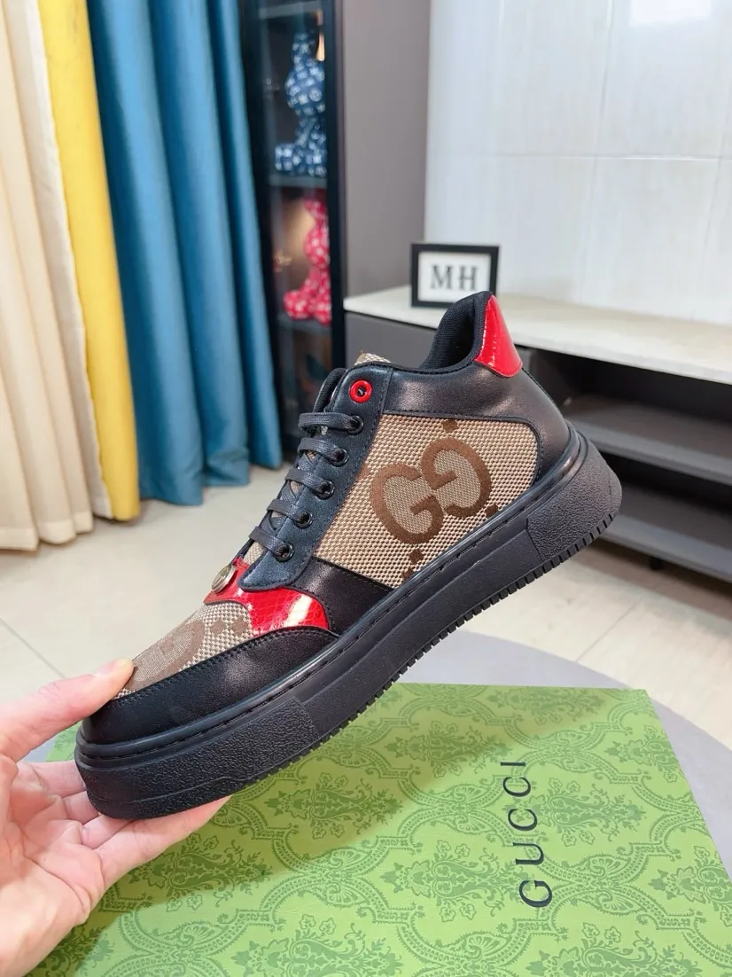 Men's shoes 💰420🌹🌹GUCCI [Gucci] New high-top men's shoes, a high-end brand, the latest fashionable casual men's shoes, trendy and versatile, relaxed and sporty style, uppers imported from Italy, first-layer cowhide, genuine leather lining, and ultra-fine workmanship. Original personalized fashionable rubber wear-resistant outsole, light and comfortable on the foot, size 38-44